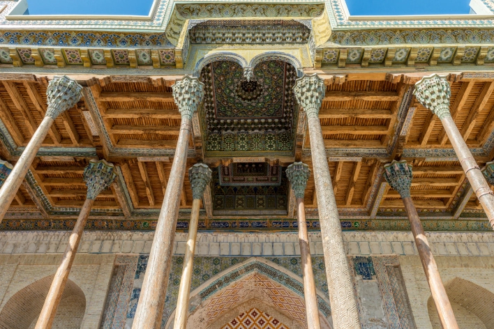 Bolo-Hauz Mosque