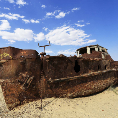 Tour to the Aral Sea three-day adventure on an off-road vehicle.